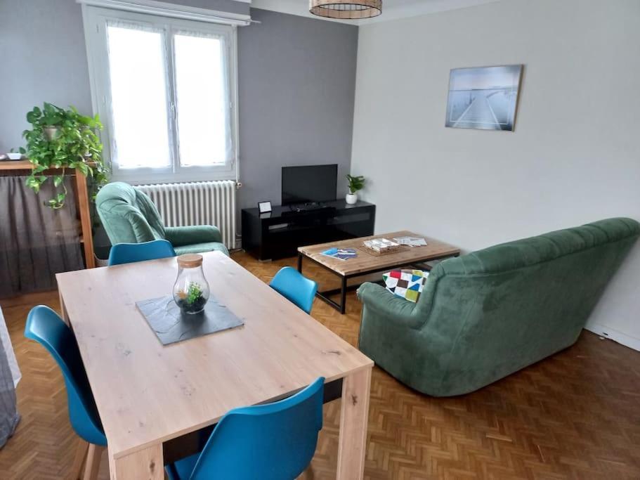 Appartement Dans Villa 포 외부 사진